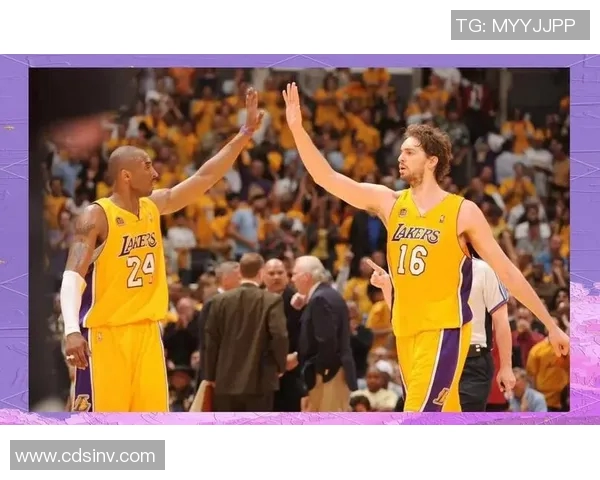 湖人与爵士季后赛对决回顾:经典时刻与战术分析